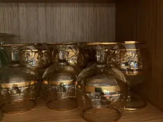 Glas