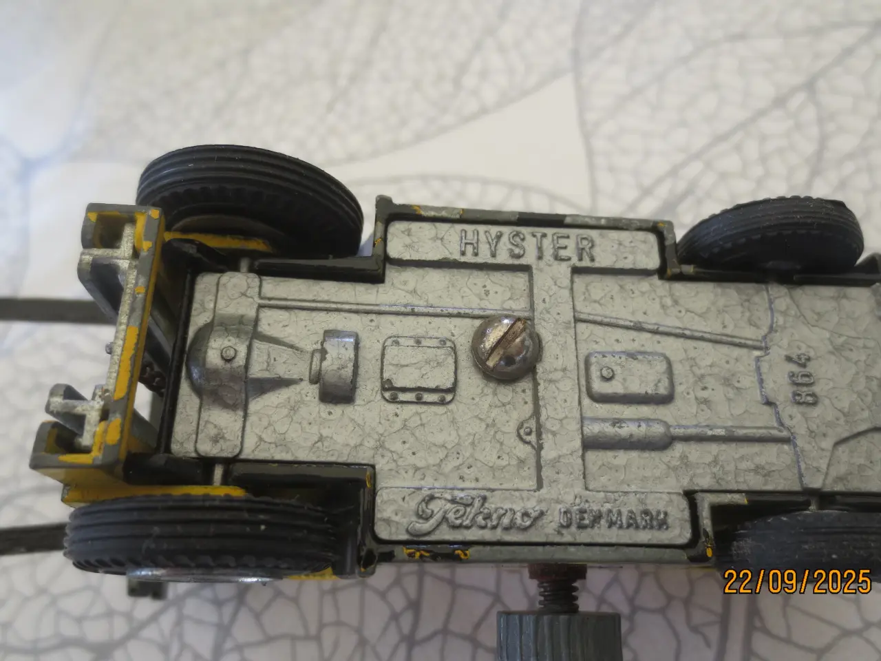 Billede 4 - 2 stk Forskellige Tekno Denmark Biler Merceds Ben