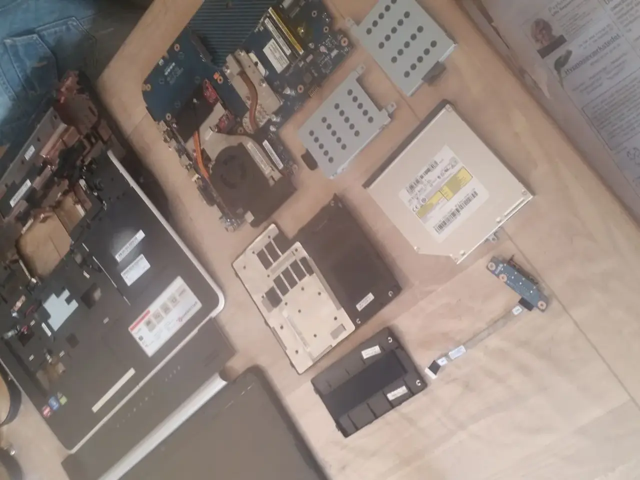 Billede 5 - Packard bell LJ71 (sælges i dele)