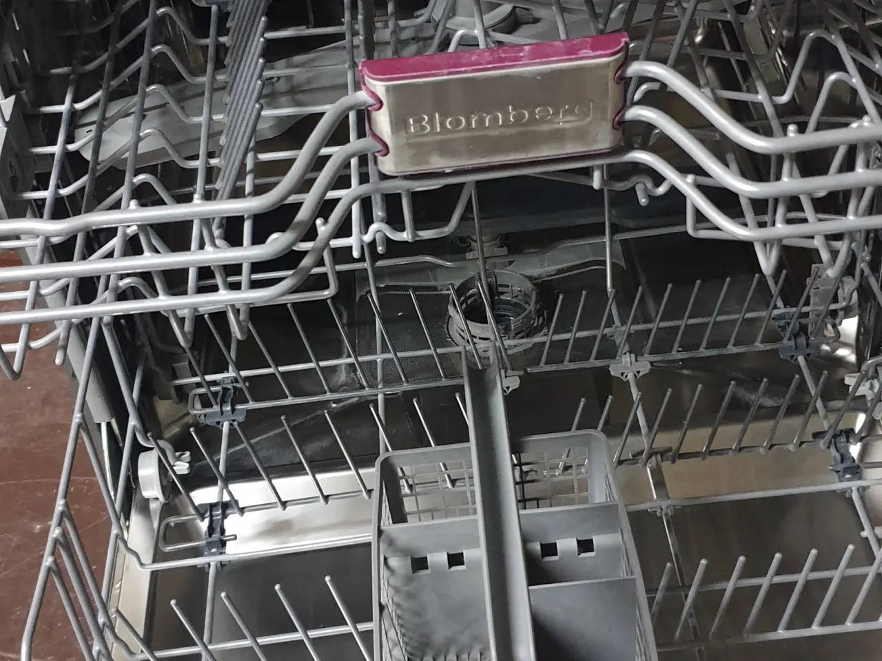 Billede 4 - Blomberg underbygget opvaskemaskine