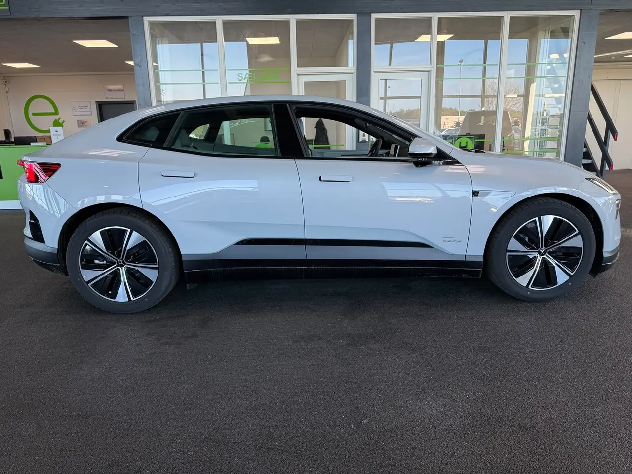 Billede 4 - Polestar 4 Coupé Nordic Edition RWD