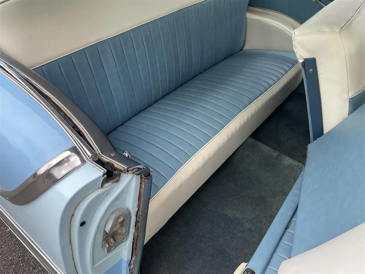 Billede 27 - Oldsmobile Super 88 Holiday Coupe