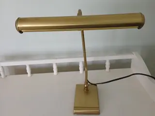 Klaver lampe i messing