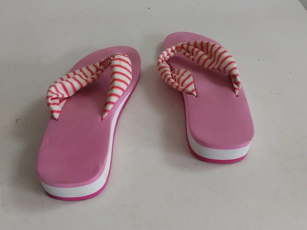 Billede 4 - Pink sandaler str. 37