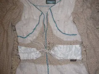 Hvid/beige bluse , str. 158