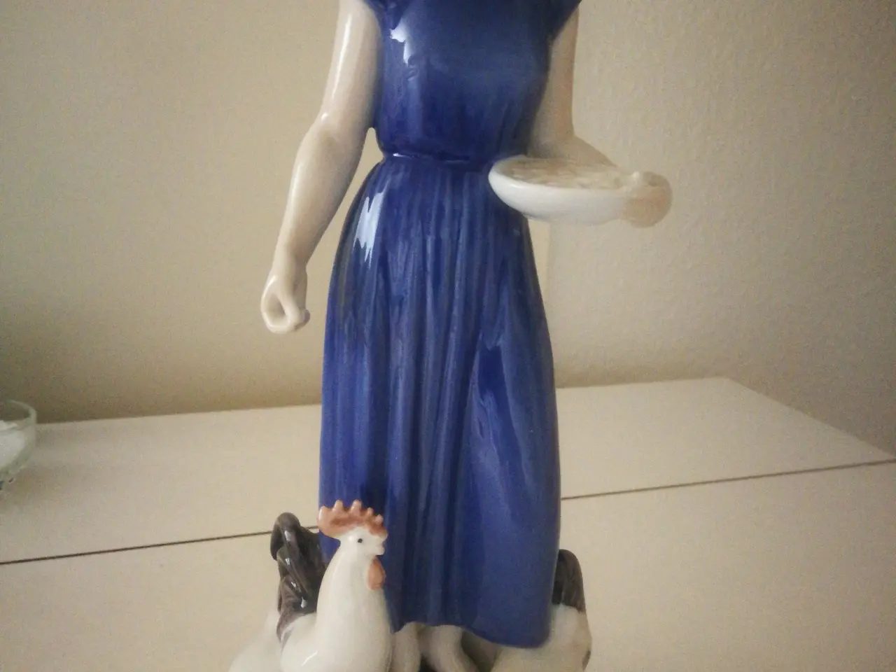 Billede 1 - B&G hønsepigen figur