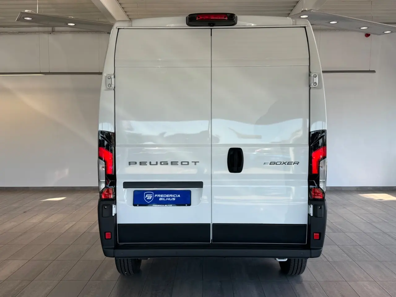 Billede 5 - Peugeot e-Boxer 435 110 L3H2 Premium