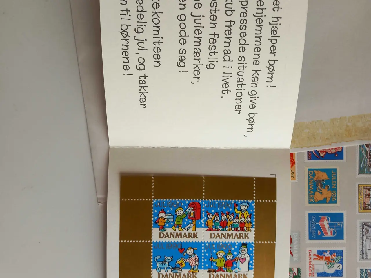 Billede 2 - Hilsen til julemærkesælgere 1990