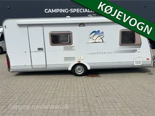 2006 - Knaus Südwind 550 QSK   Knaus 550QSK med 3 køjer model 2006 kan nu ses hos Camping Specialisten