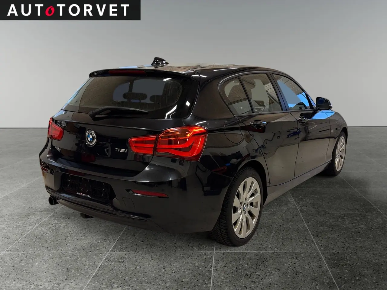 Billede 4 - BMW 118i 1,5 Sport Line aut.