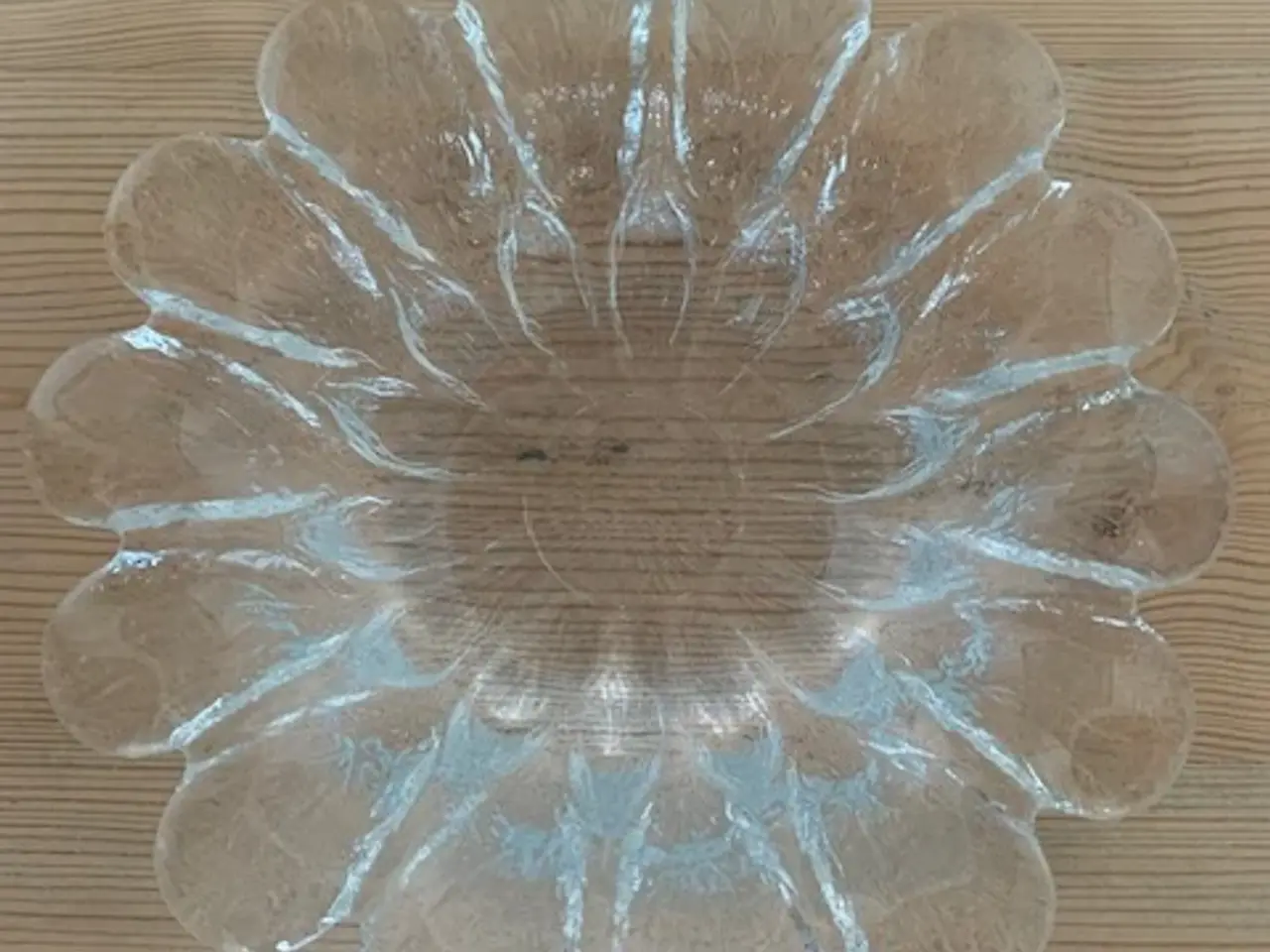 Billede 2 - Holmegaard, Åkande, stort fad i glas, Ø22 cm.