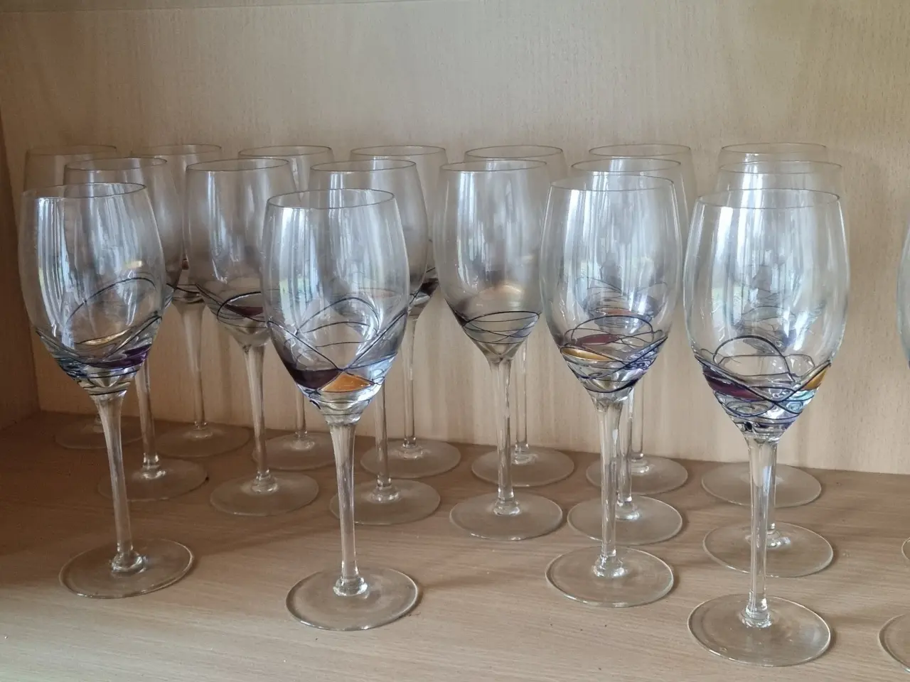 Billede 6 - Stor glas samling, Papillon, 106 stk