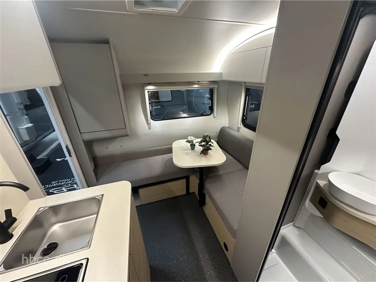 Billede 7 - 2026 - Adria Action 391 PD   Adria Action 391 PD Classic – Kompakt, smart og komfortabel