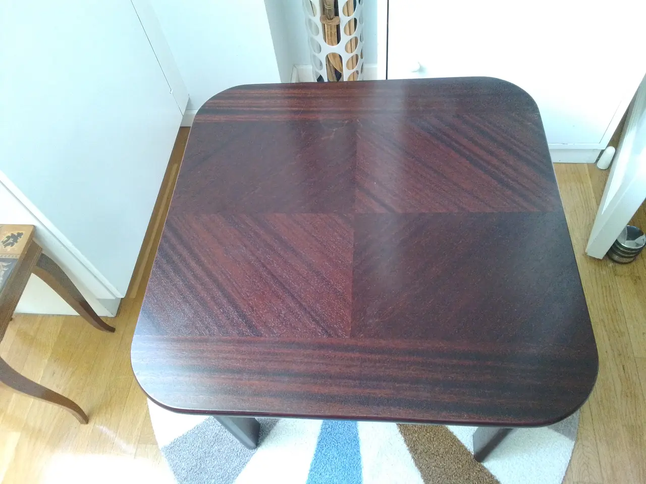 Billede 1 - Sidebord i mahogni 