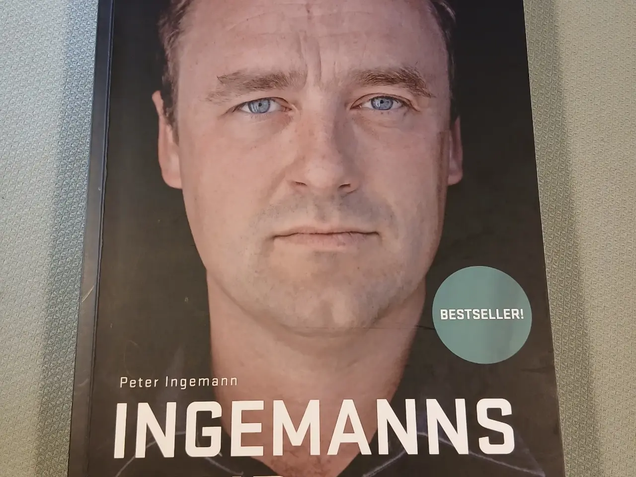 Billede 1 - Bog " Ingemanns Land"