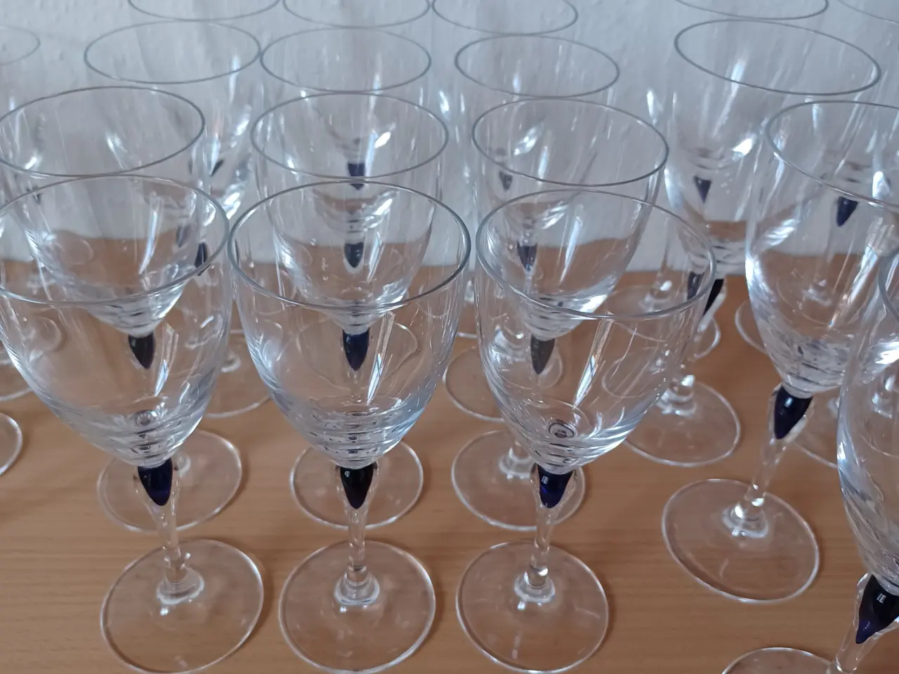 Billede 5 - 94 stk Blå Safir krystal glas