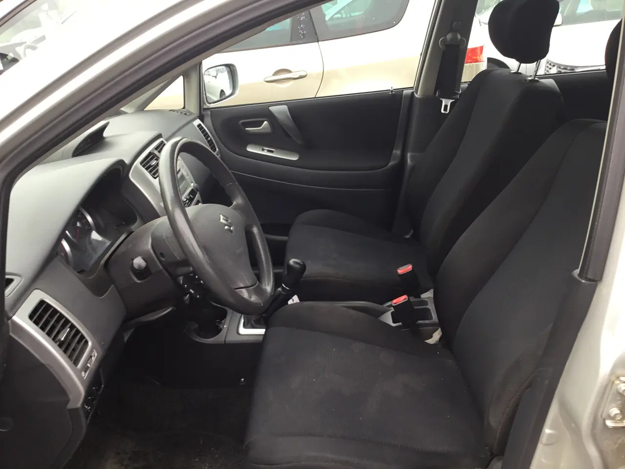 Billede 7 - Suzuki Liana 1,6 holder syn til 5/ 2027 