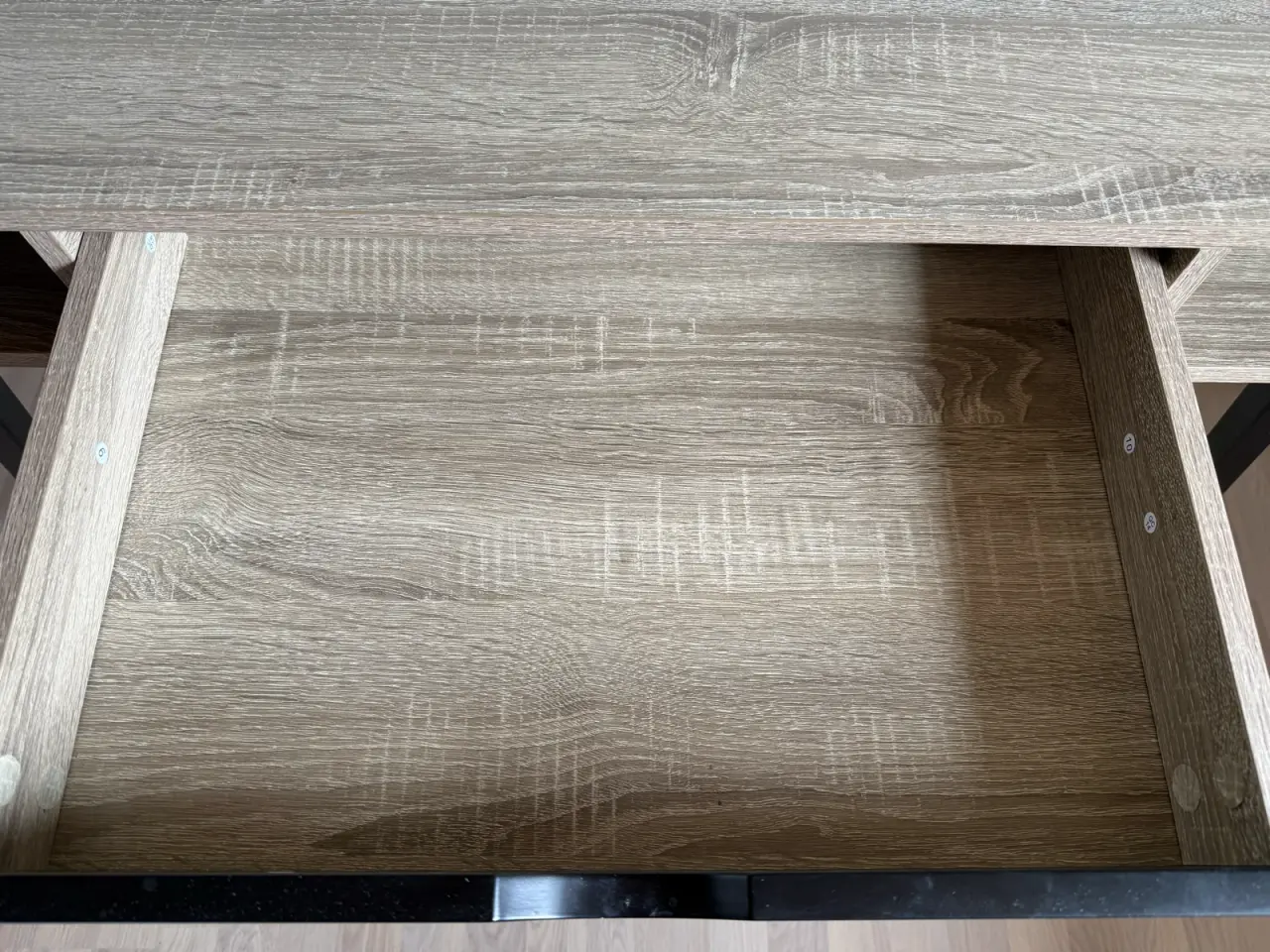 Billede 3 - Abbetved skrivebord