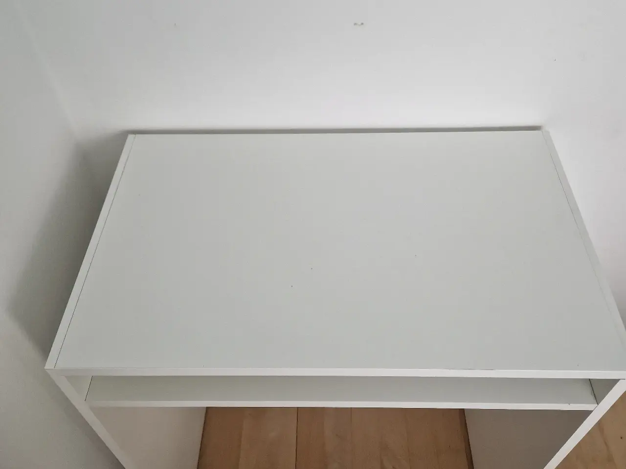 Billede 1 - Lille skrive bord
