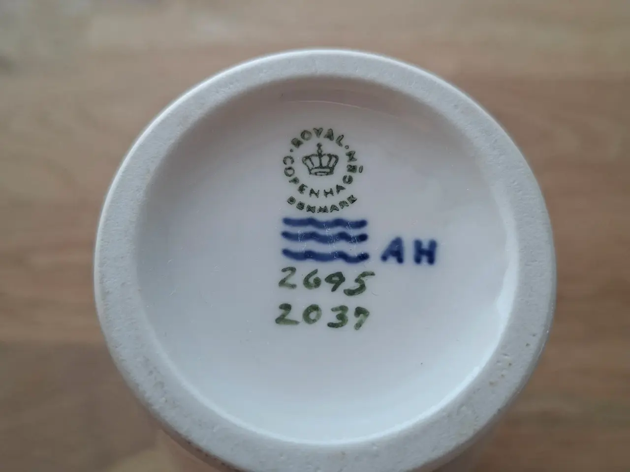 Billede 3 - Kgl. Porcelæns Vase nr,2695,2037