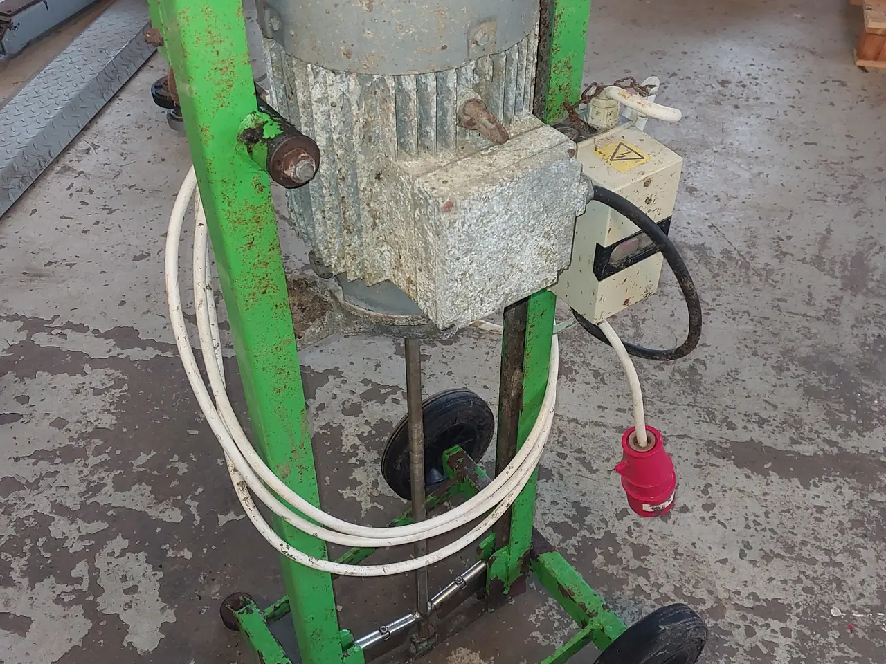 Billede 2 - Egholm Gyllemixer