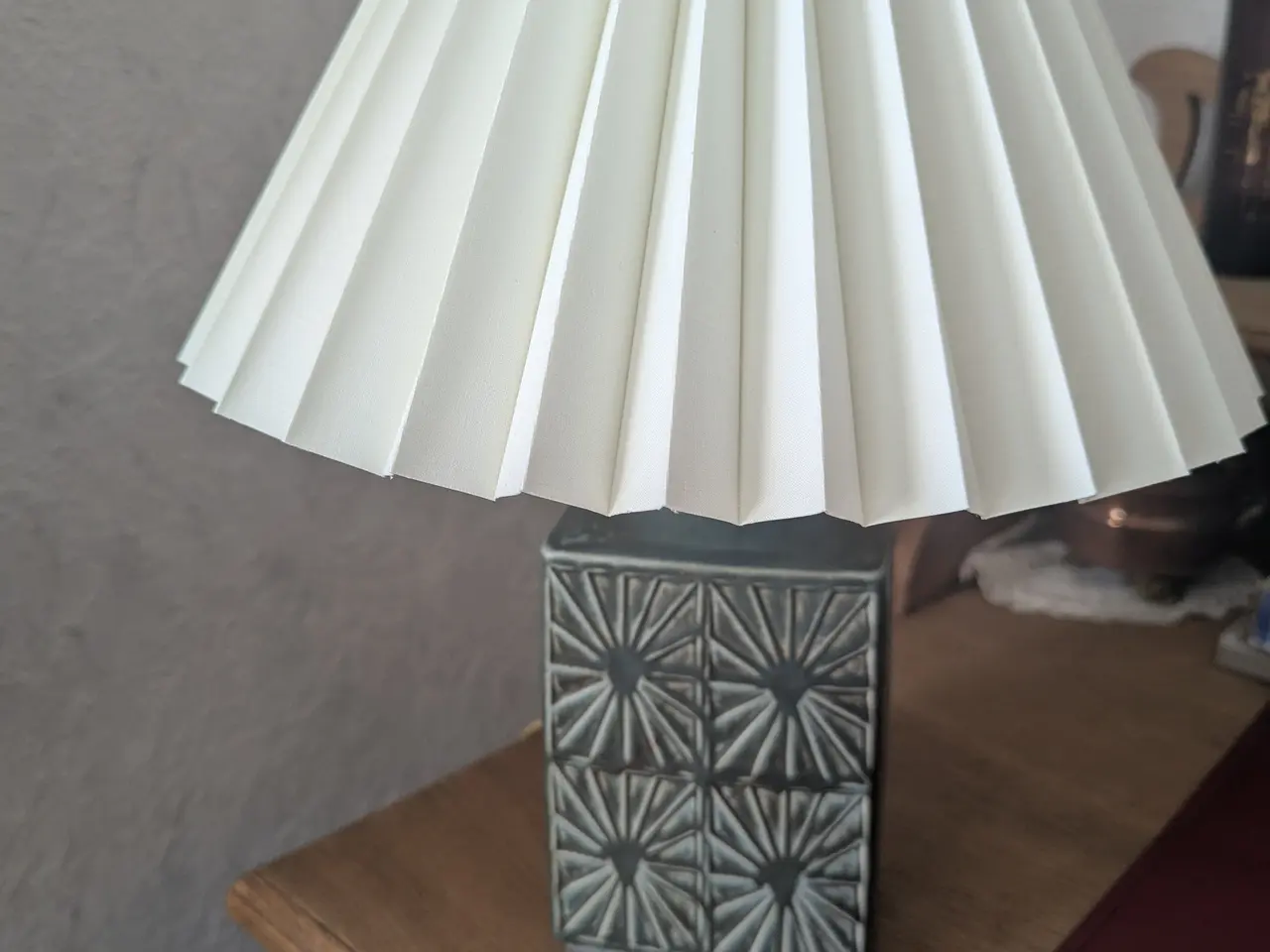 Billede 1 - Désirée stentøj lampe