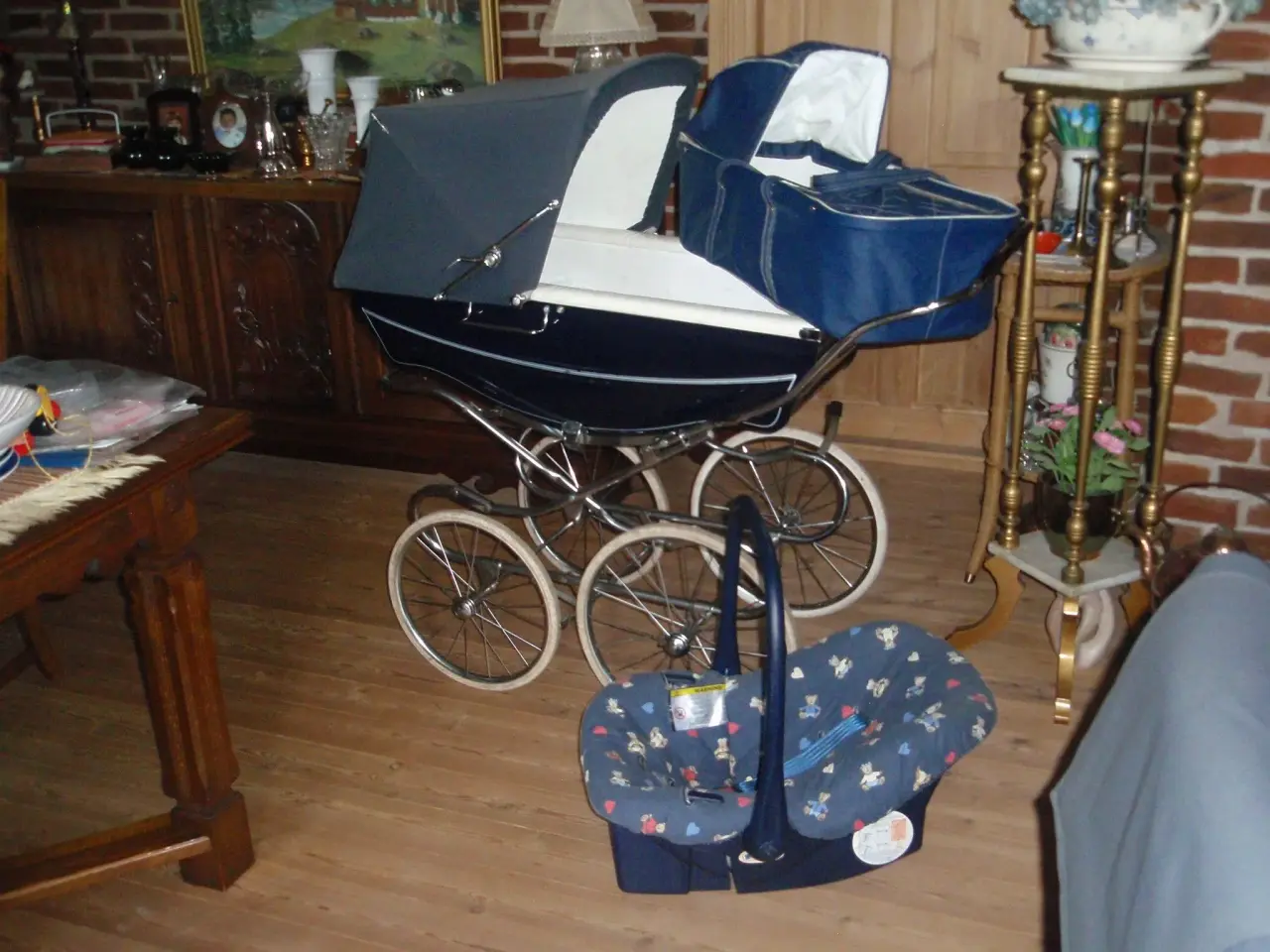 Billede 4 - Retro Silver Cross barnevogn
