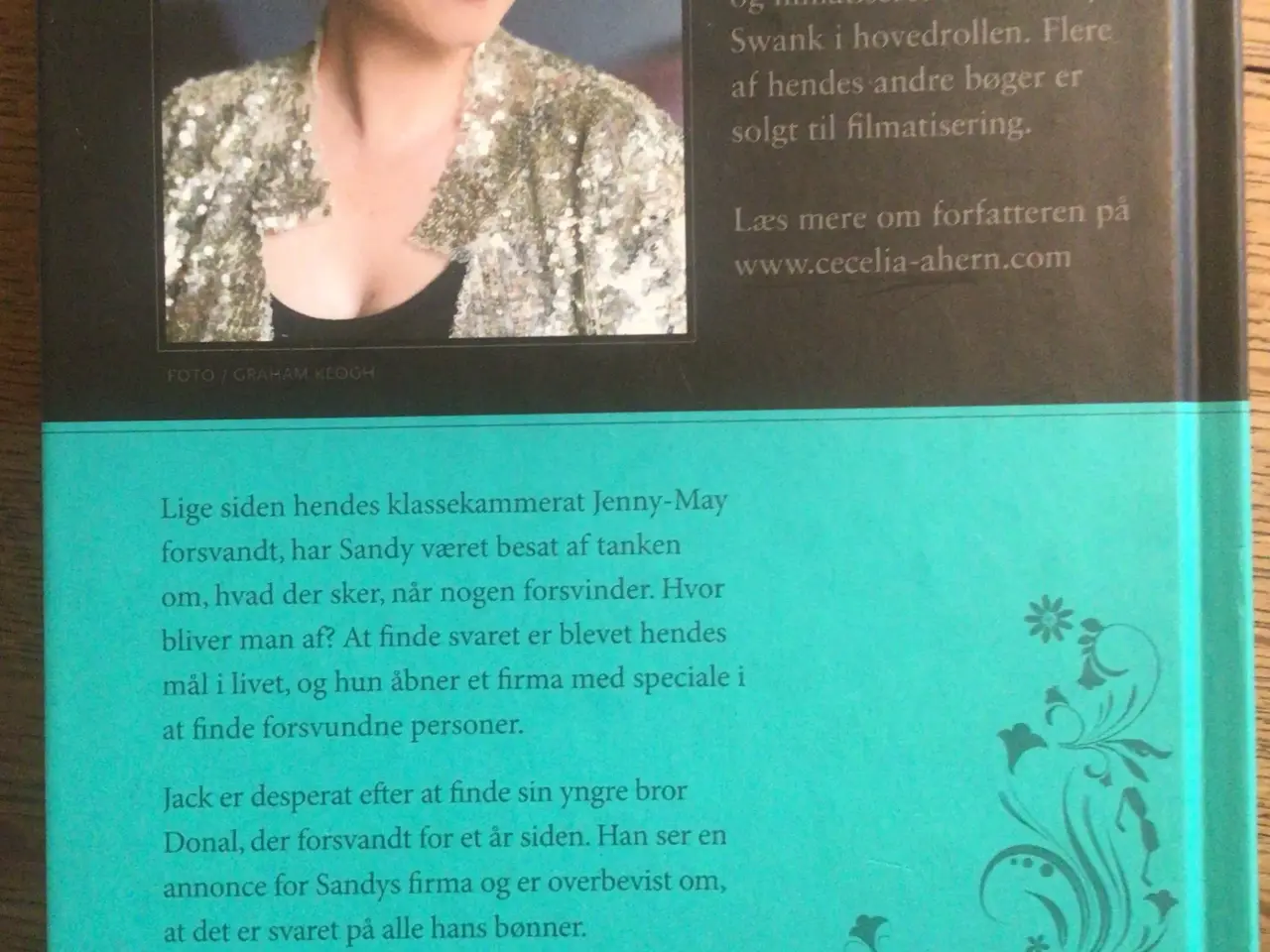 Billede 2 - Cecelia Ahern : Et sted i nærheden