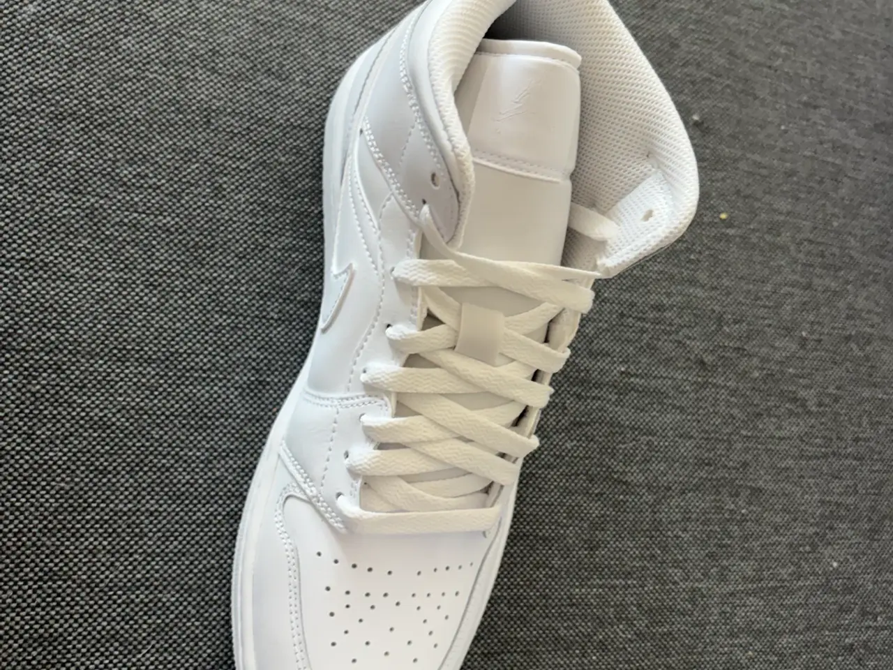 Billede 2 - Helt nye Nike Jordan High