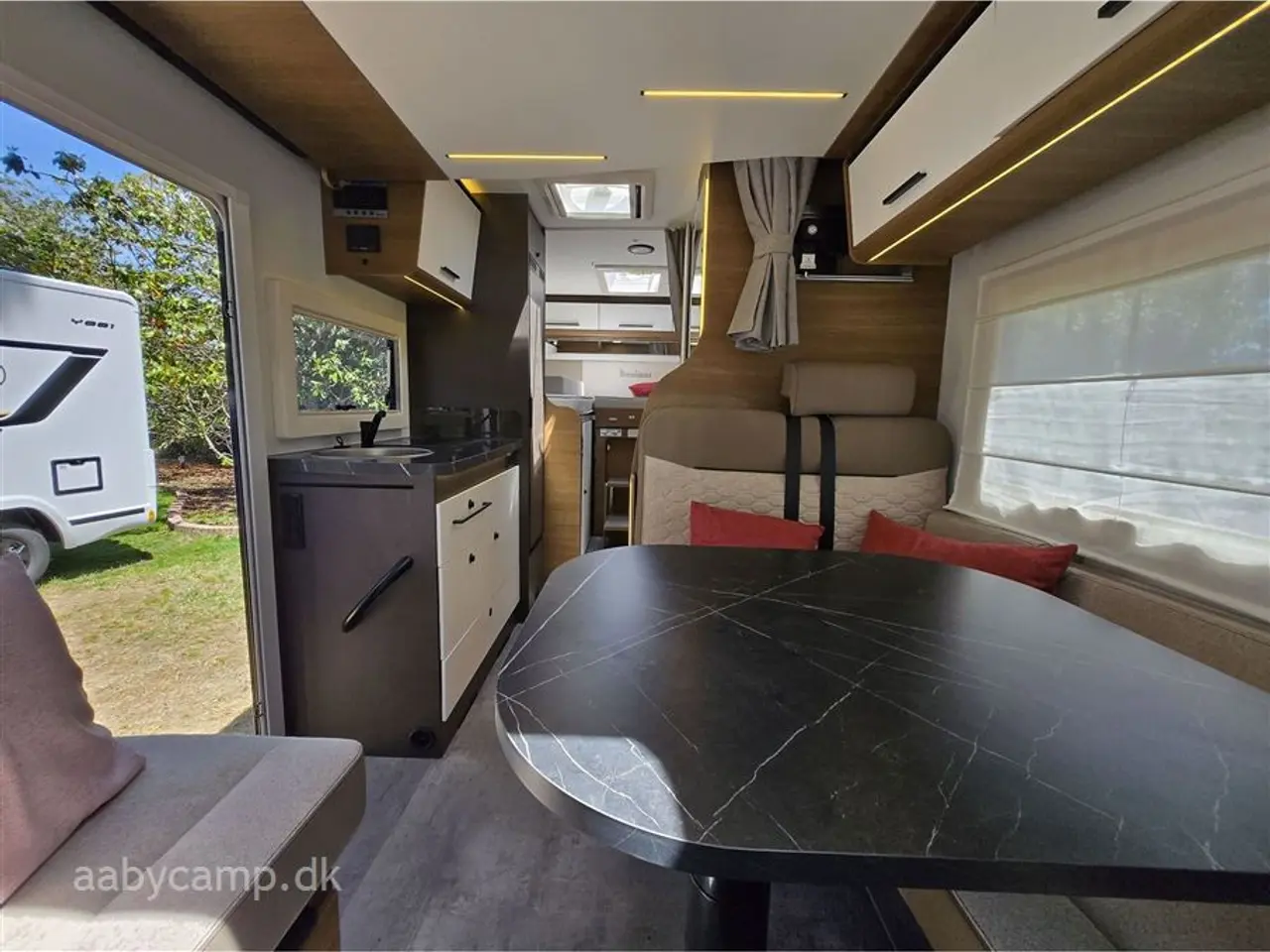Billede 6 - 2027 - Benimar Tessoro 7 Mtr Familie camper