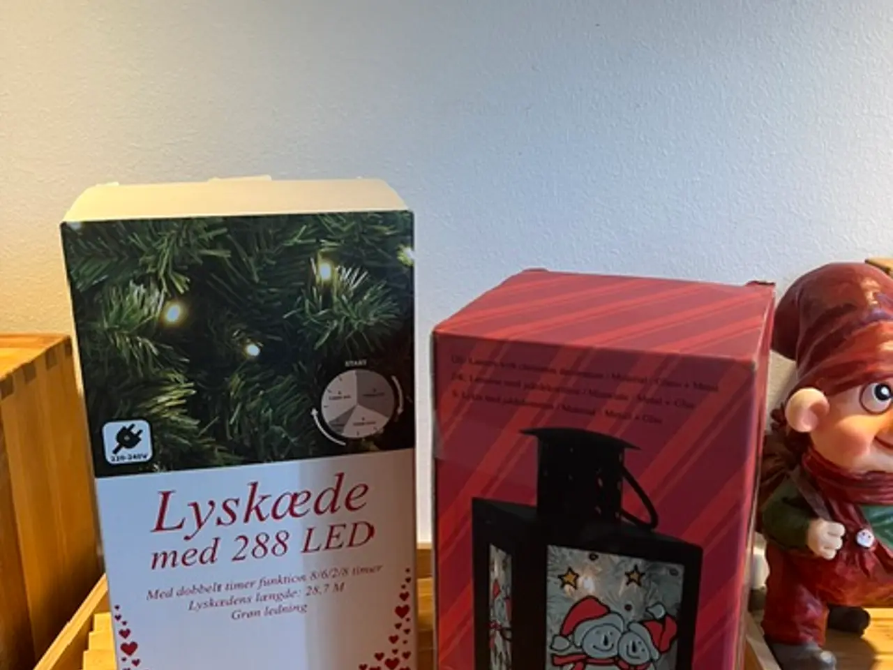 Billede 3 - Flot julelyskæde og lanterne – klar til hygge!