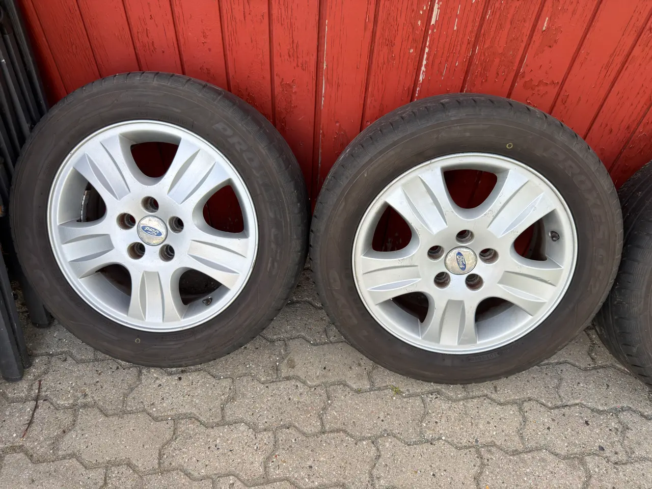 Billede 2 - Ford Mondeo 16” alufælge med dæk 