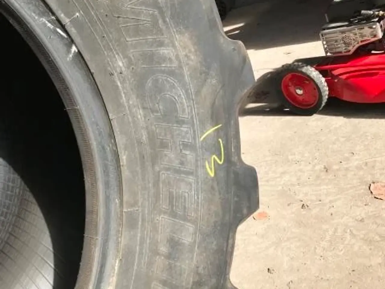 Billede 2 - Michelin 600/70R30 X BIB