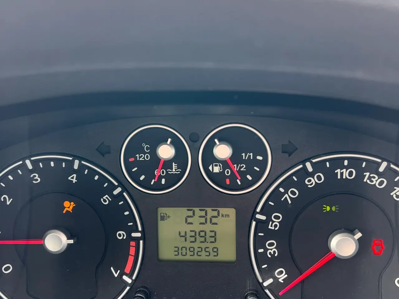 Billede 10 - Billig FORD FUSION 1,6 VELHOLDT
