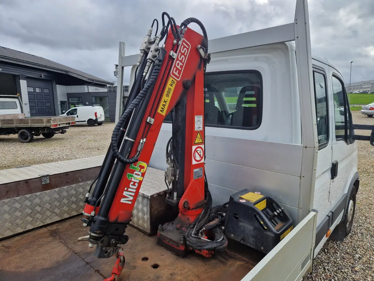 Billede 1 - Iveco Daily 2,3 35S13 Mandskabsvogn m/lad