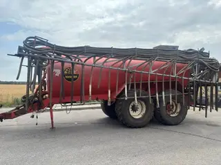 18000 liters Kimadan gyllevogn med 24 m. slangebom