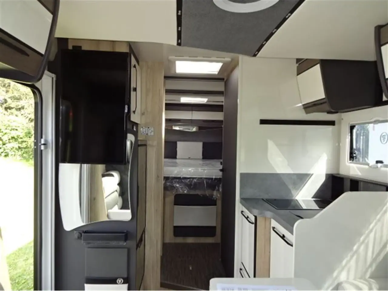 Billede 13 - 2026 - Elnagh T-Loft 582