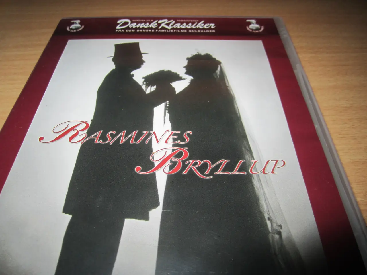 Billede 1 - Dansk Klassiker. RASMINES BRYLLUP.