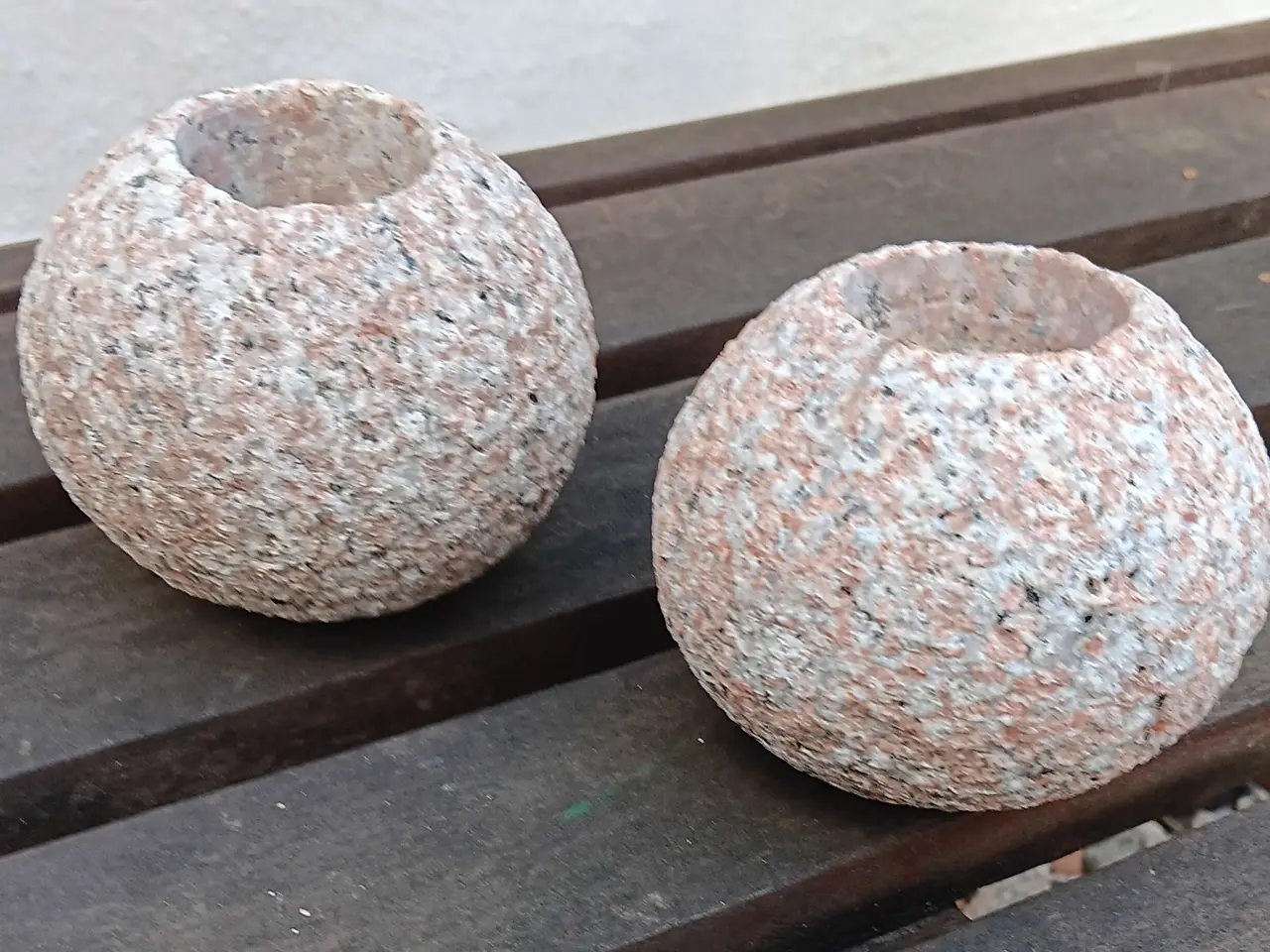 Billede 1 - Fyrfadsstager i granit