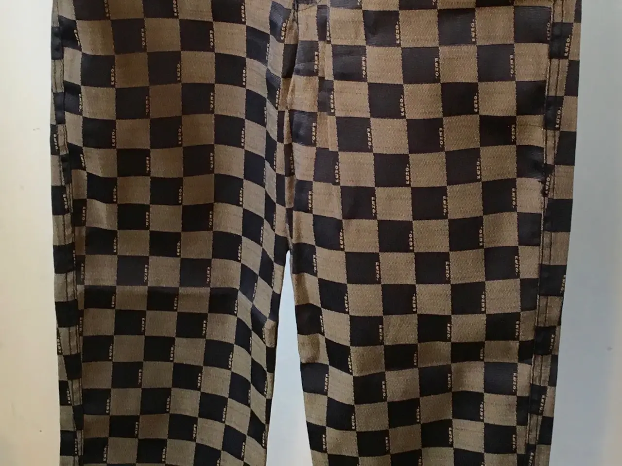 Billede 1 - Fendi, bukser, str 38