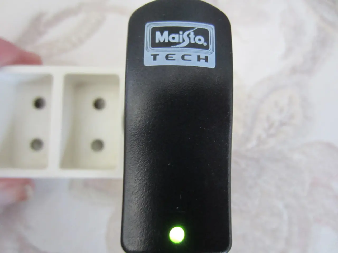 Billede 2 - Maisto TECH batteri lader W&T-CH06W072070G til 6V