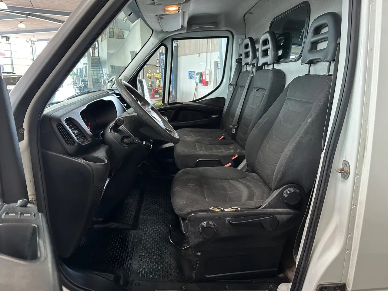 Billede 6 - Iveco Daily 2,3 35S15 10,8m³ Van