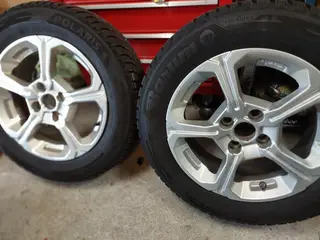 har4 stk 185/65R15 TXL barum vinterdæk til salg