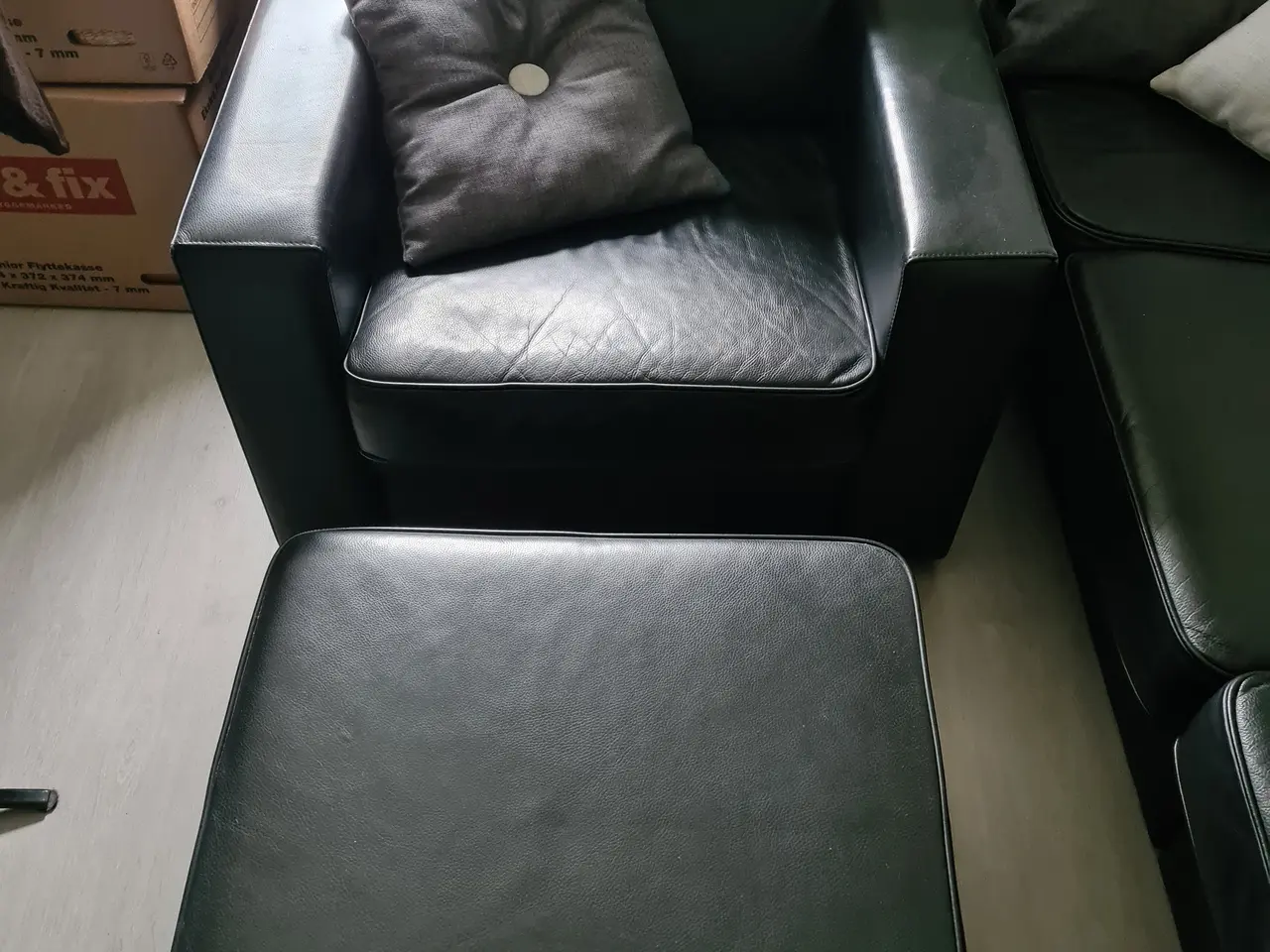 Billede 3 - Skalma sort læder sofagruppe dansk design