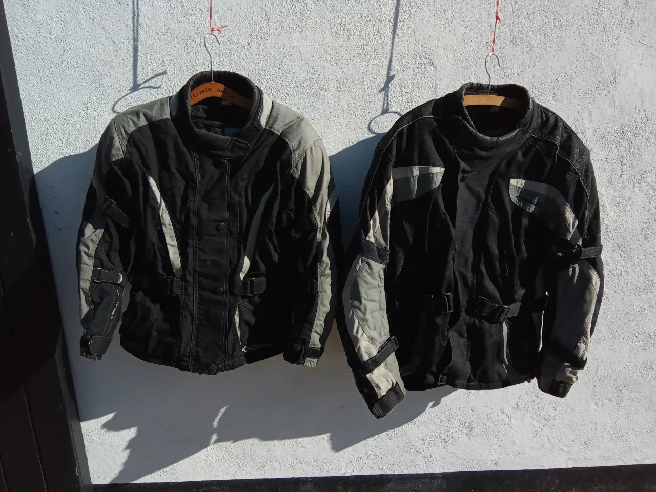Billede 1 - DAME OG HERRE MOTORCYKEL JAKKE FABRIKAT HELD