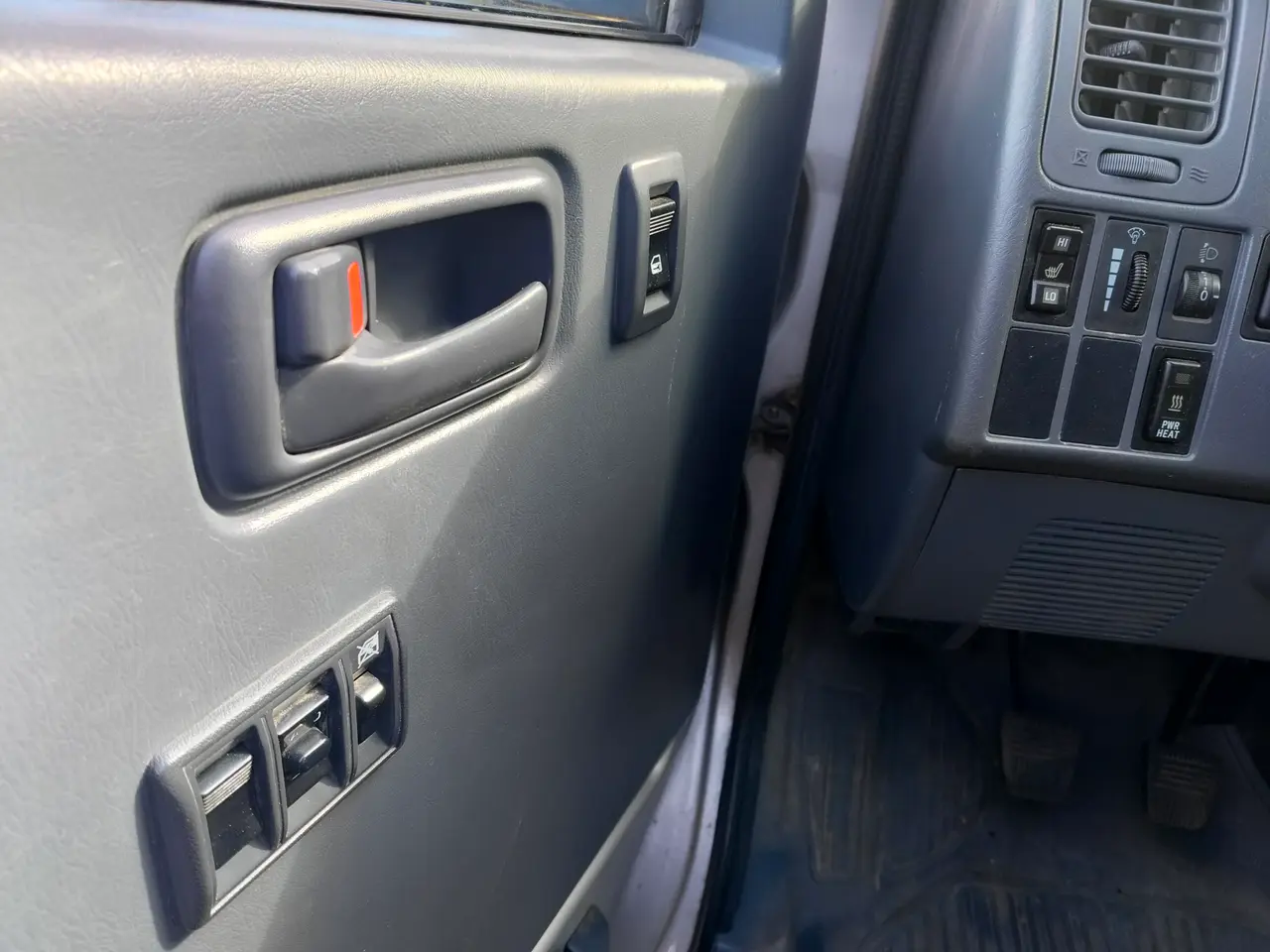 Billede 9 - Toyota Hiace 2,5 4-D4 med aircon