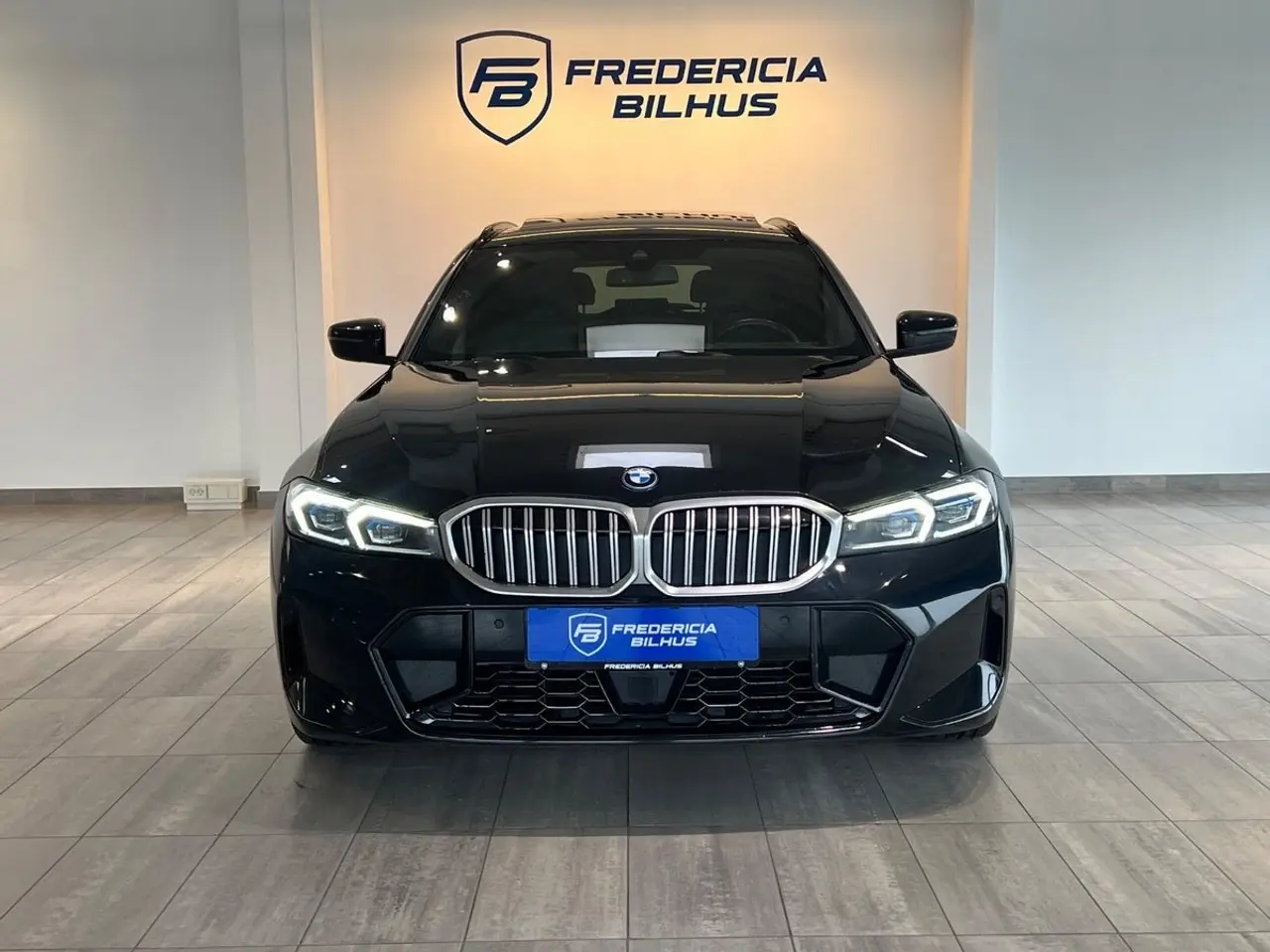 Billede 2 - BMW 330e 2,0 Touring M-Sport xDrive aut.
