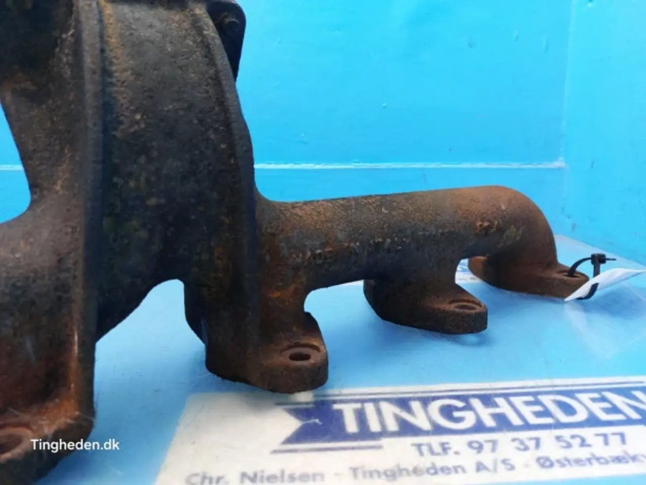 Billede 4 - Case 821E Udstødningsmanifold 4896651