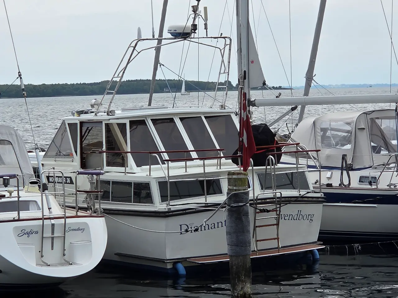 Billede 20 - Moonraker 36 Targa – klassisk engelsk motorbåd