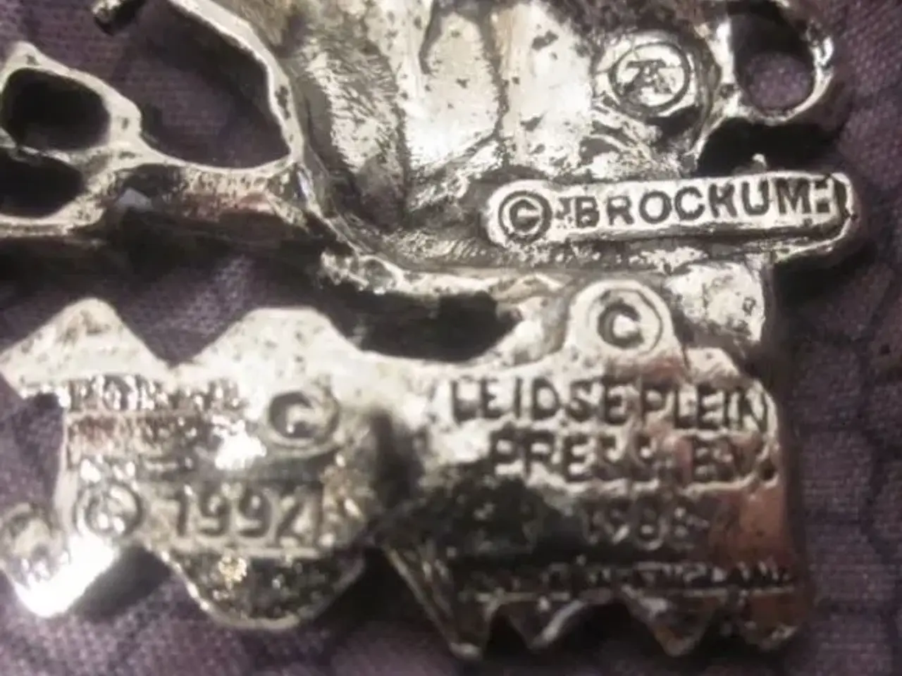 Billede 3 - ACDC badge - meget sjælden.
